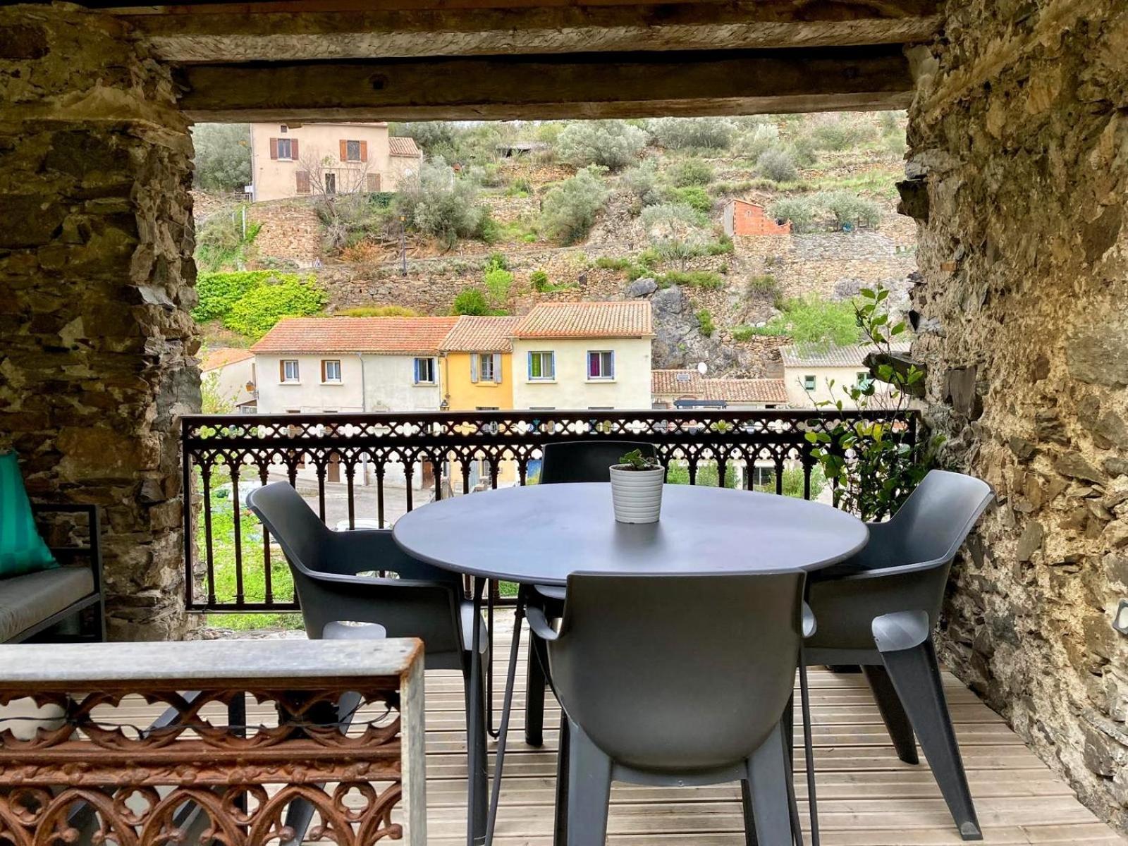 4 Star Cabaret Lastours 4 Chateaux Amazing Cathar Landmark Private Luxury 4 Star Air Conditioned Terrasse With Views Exterior photo